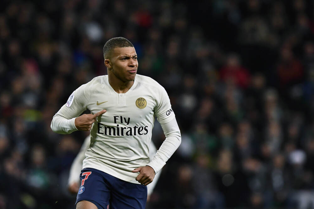 贾跃亭正加速清偿中国法下的债务，「下周回国」又提上日程了！